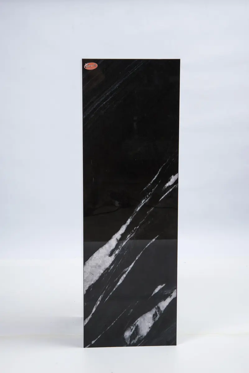 Front view of Brazilian Black Gold pedestal